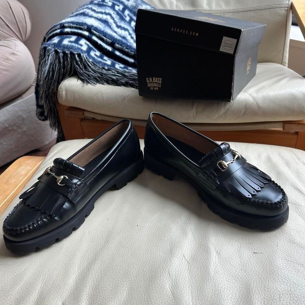 NIB G.H. Bass Lianna Kiltie Lug Loafers Black Size 10 - Picture 2 of 8